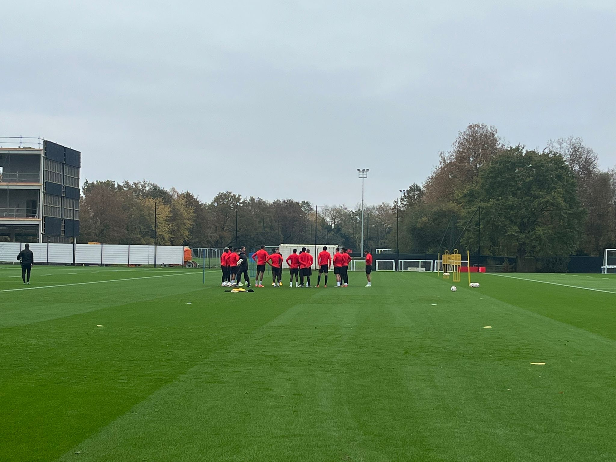 Trêve estivale : Nantes, Brest et Saint-Brieuc, le programme du SRFC se dessine