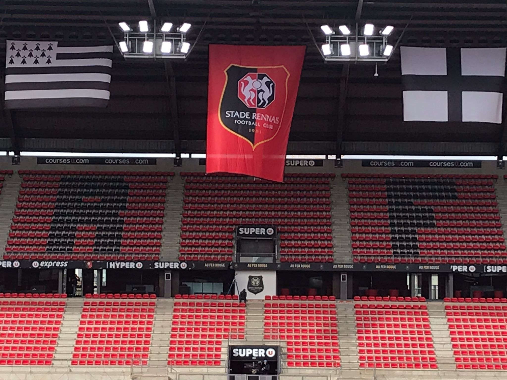 Stade rennais - Montpellier : Belocian forfait, le point sur le groupe - Stade  Rennais Online