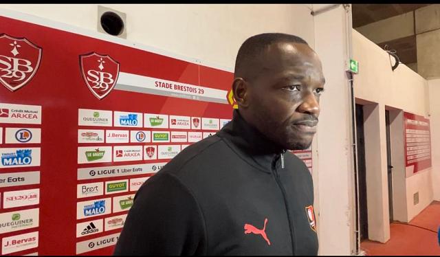 Brest-Stade rennais / Mandanda : « Dans l'ensemble, c'est un bon point de pris »