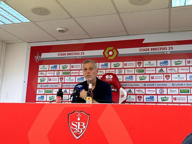 Brest-Stade rennais / Genesio : « J'aurais pu changer quasiment toute l'équipe à la pause »