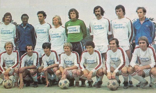 Un club qui se cherche (1975-1987)