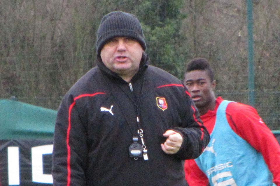 Frédéric Antonetti : « Everything to lose against FC Vaulx » 