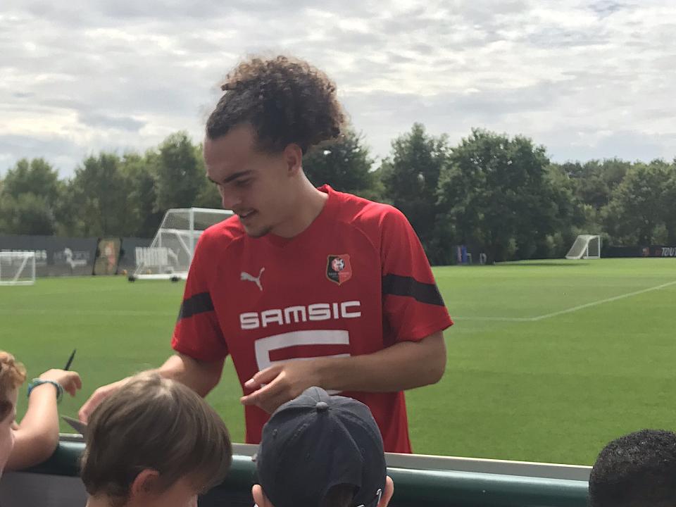 Stade rennais - Aston Villa : Theate déjà à l'entrainement, Meling et Assignon toujours en soins