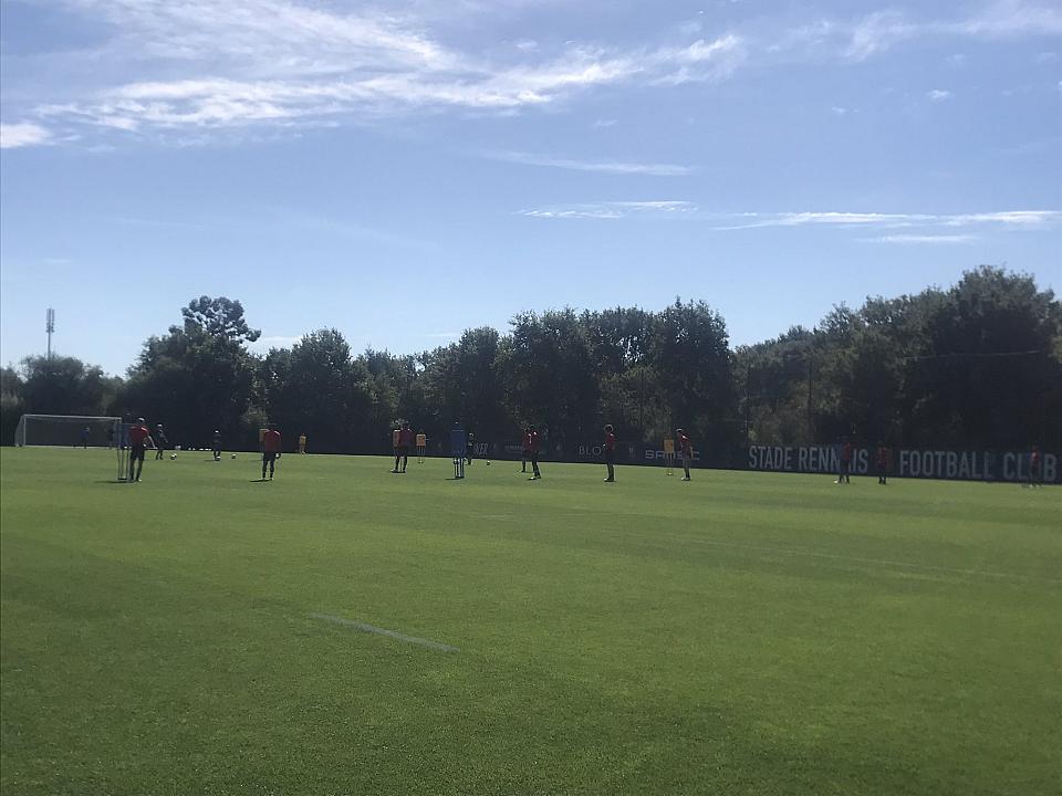 Stade rennais - Lorient : premier entraînement de Rodon en public, Doku de retour 