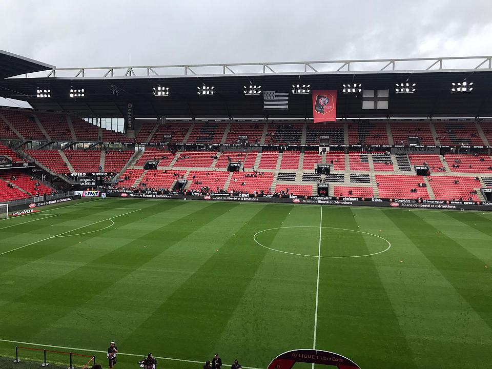 Stade rennais - Ajaccio : la compo de Genesio, Badé titulaire 