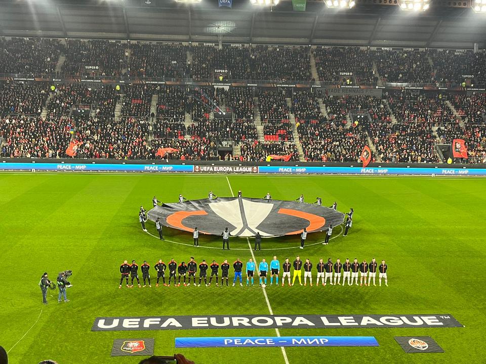 Ligue Europa : l'entraîneur des gardiens du Shakhtar Donetsk explique leur préparation aux tirs aux buts