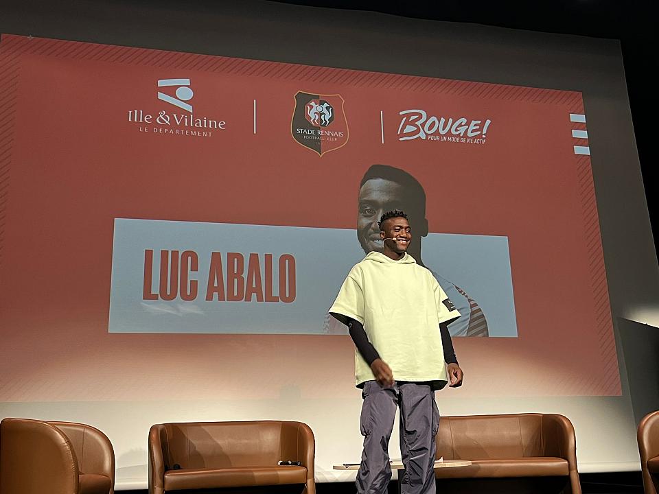 Bouge ! : Luc Abalo à la rencontre des collégiens de Janzé 