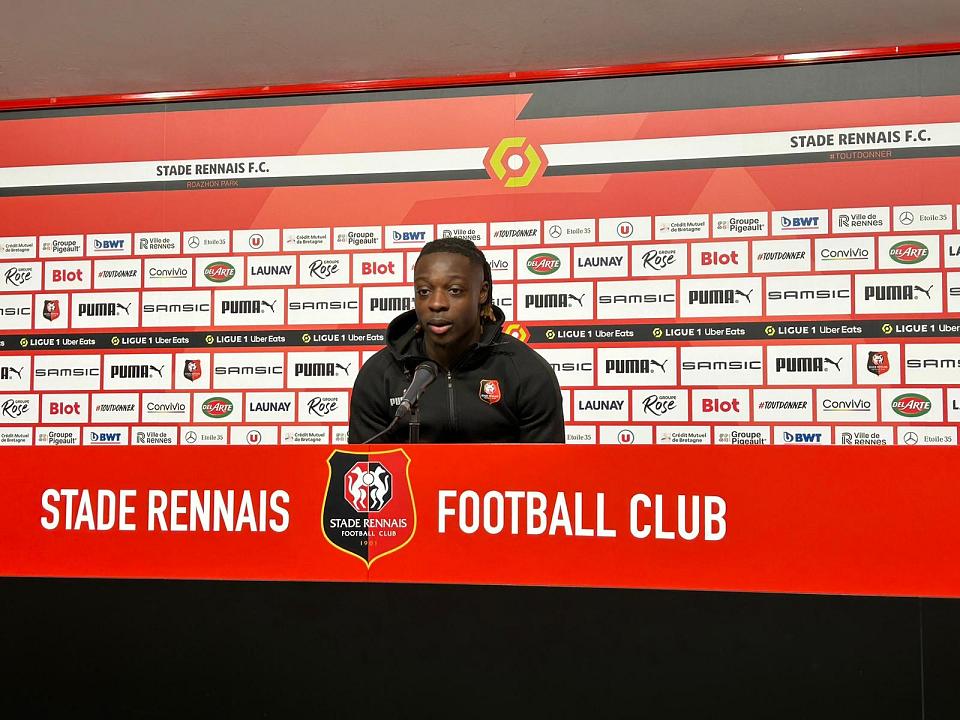 Lens-Stade rennais / Genesio parle du cas de Jérémy Doku