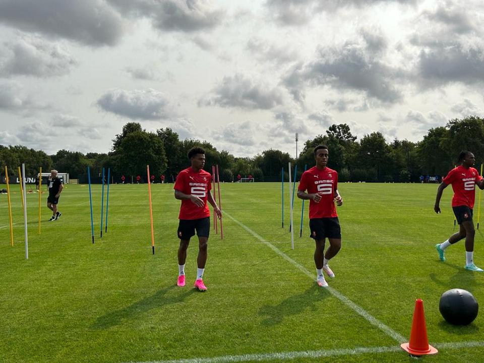 Stade rennais-Lille : Bruno Genesio rassurant sur la blessure de Désiré Doué