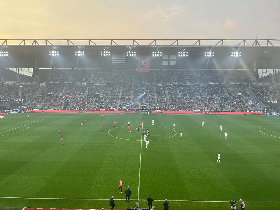 Brest - Stade rennais : Le SRFC en quête d'une identité de jeu 