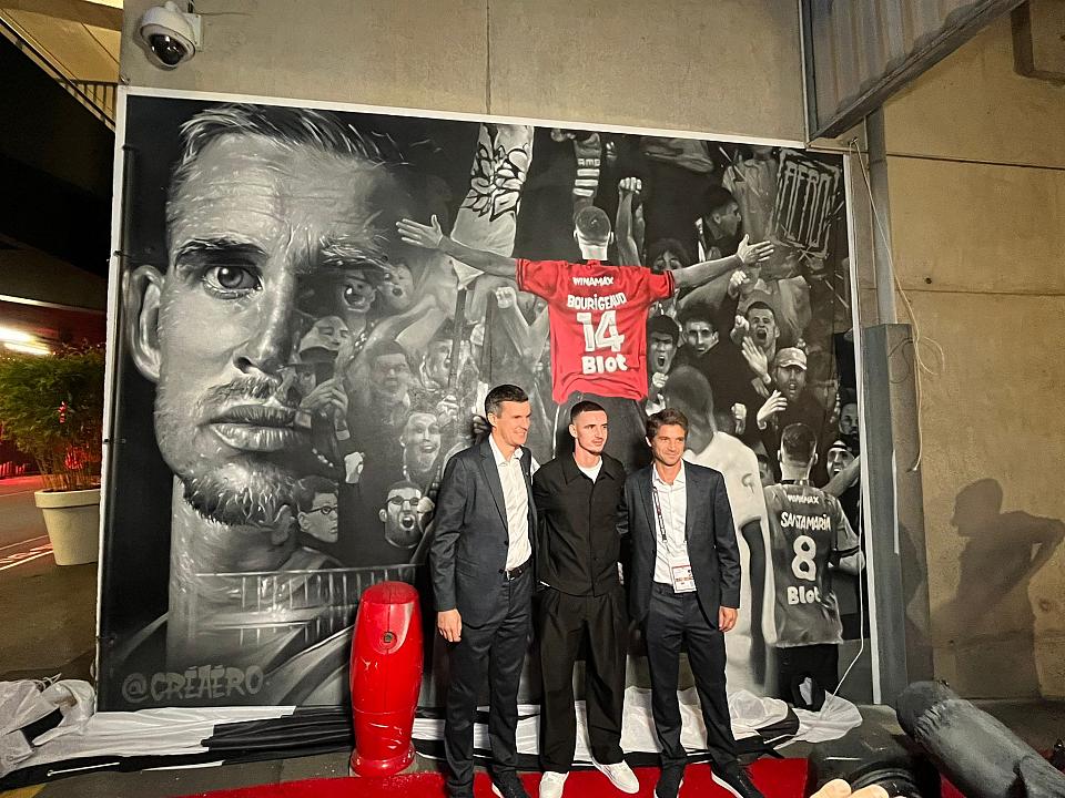 Stade rennais - Monaco : Une fresque inaugurée en l'honneur de Benjamin Bourigeaud